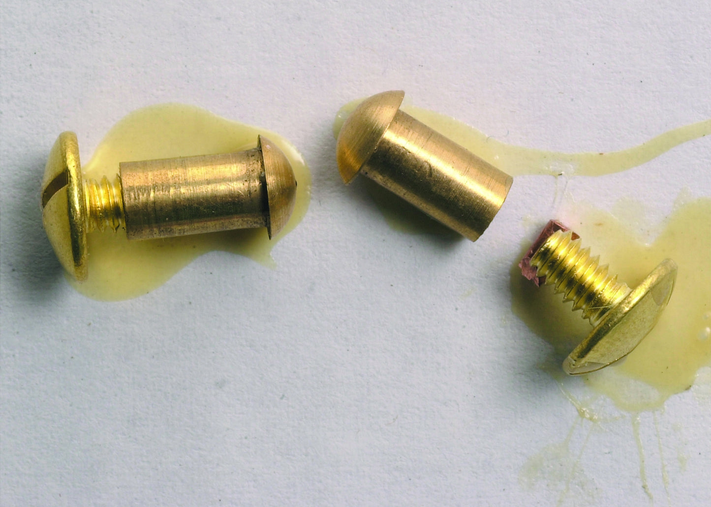 5-880804-screwpin.jpg