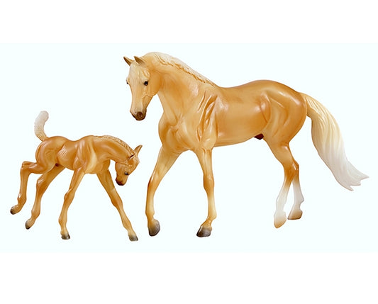 5-893701-palominoquarterhorsefoal.jpg